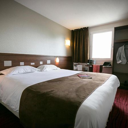 Brit Hotel Rennes Le Castel Eksteriør billede