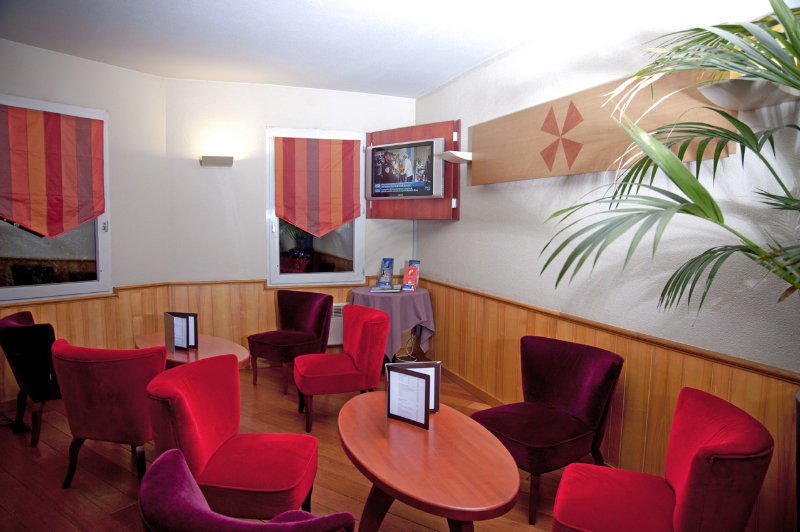Brit Hotel Rennes Le Castel Eksteriør billede