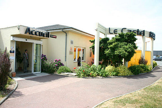 Brit Hotel Rennes Le Castel Eksteriør billede